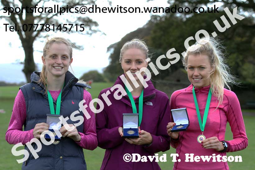 From left to right: Annabelle Grady, Samantha Johnson and Robyn Lanceley, Rotherham Harriers winners of the Northern Cross Country Relays. Photo: David T. Hewitson/Sports for All Pics
